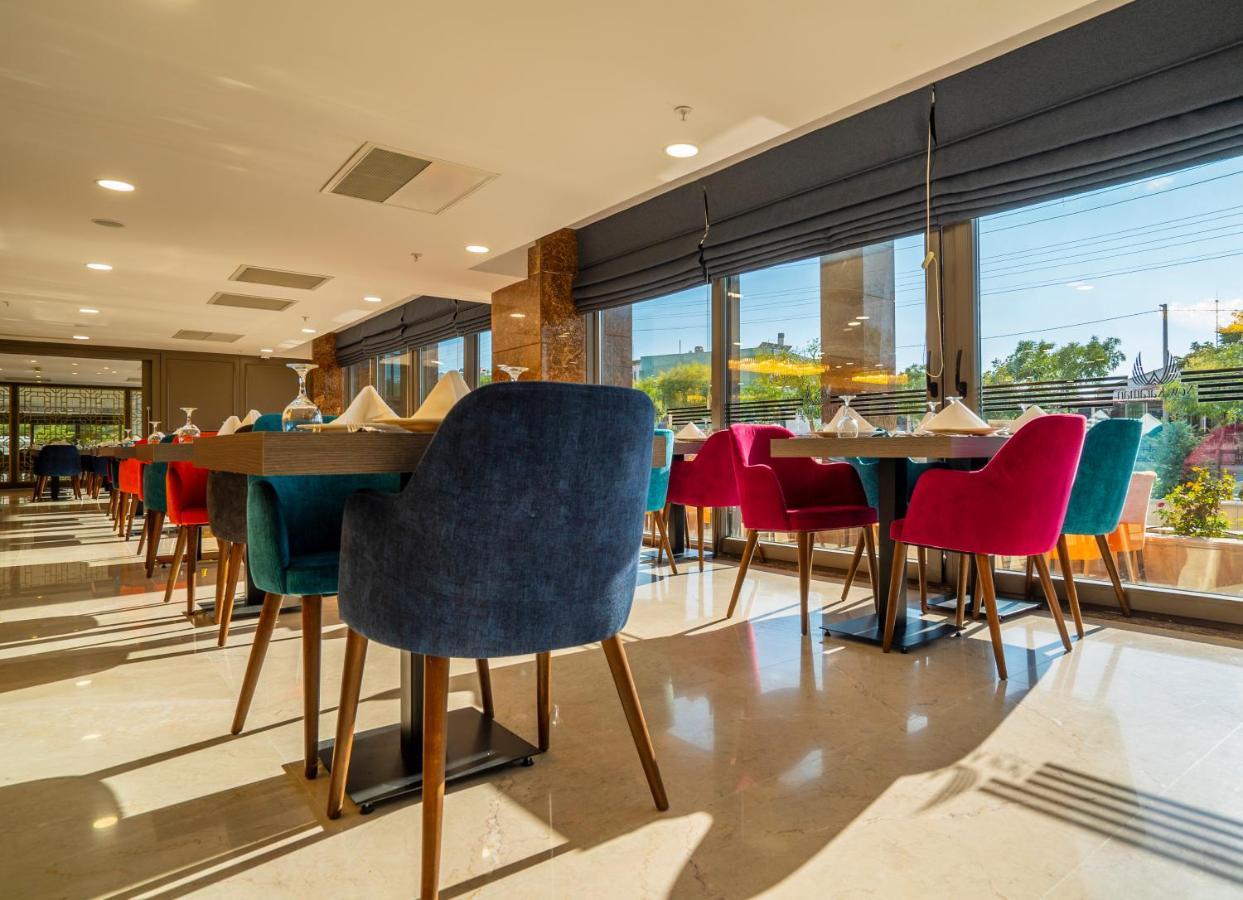 New Karaman Hotel Esterno foto